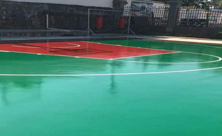 河东篮球场翻新地面