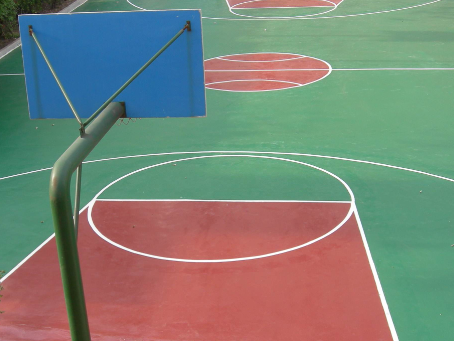 河东球场翻新地面是一个涉及